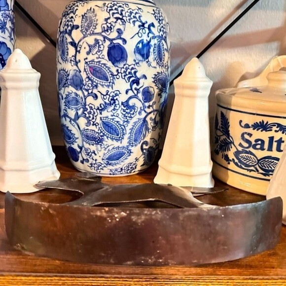 Vintage Rustic Metal Rocking Dog - Picture 4 of 8